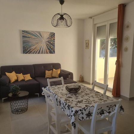 Apartman Duje Senj  Buitenkant foto