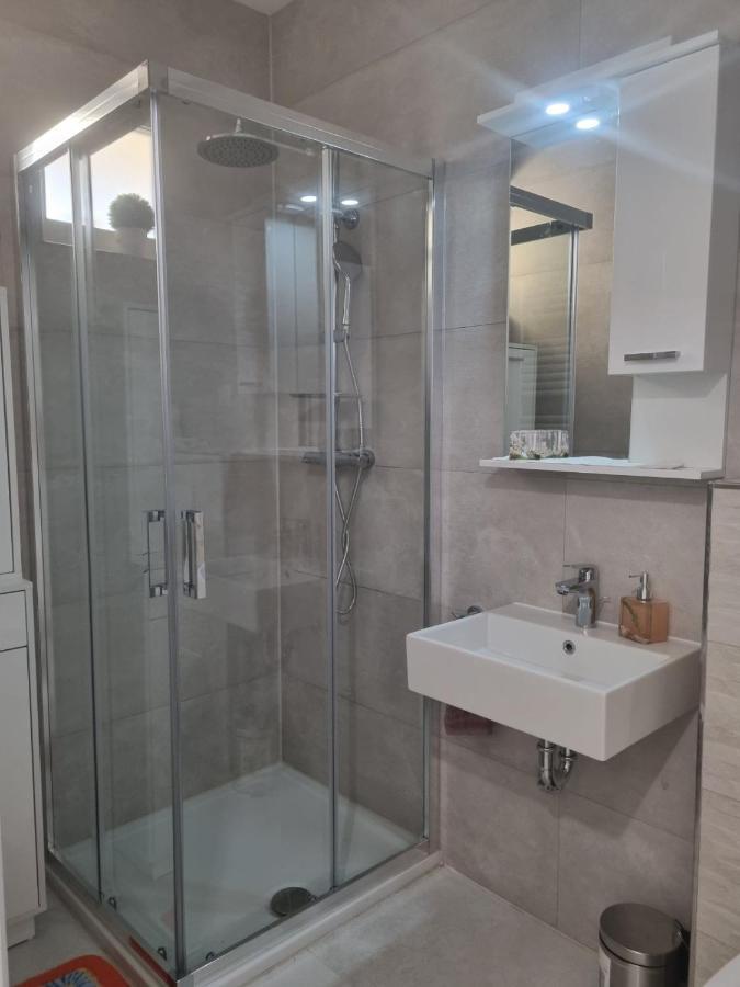 Apartman Duje Senj  Buitenkant foto