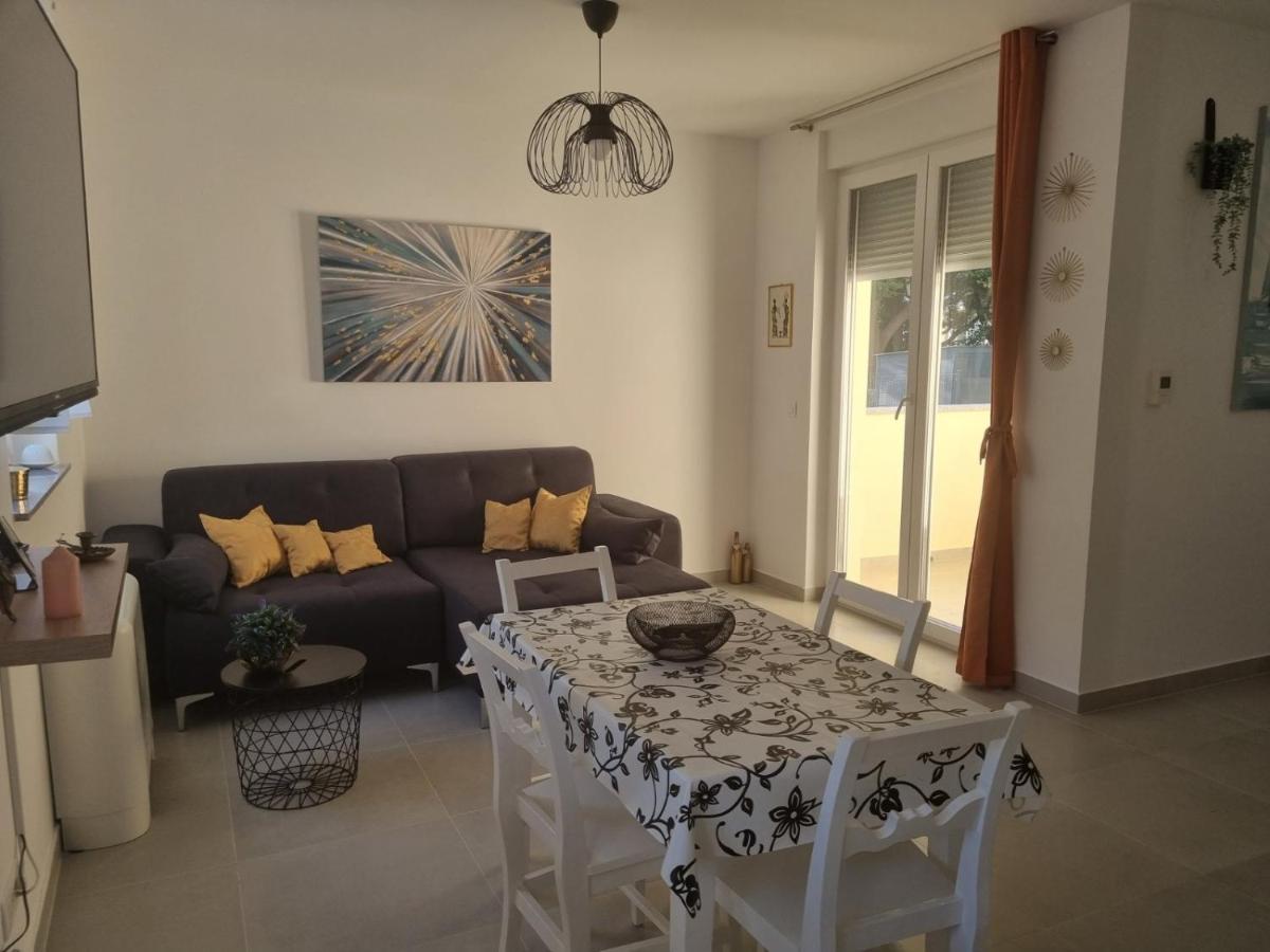 Apartman Duje Senj  Buitenkant foto