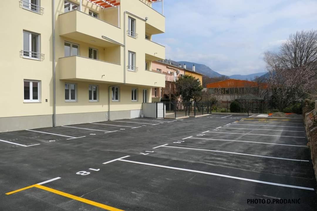 Apartman Duje Senj  Buitenkant foto